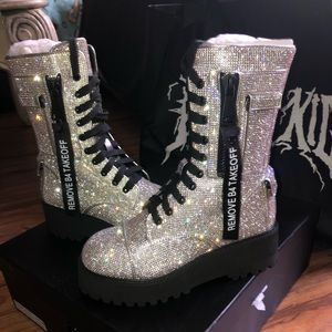 DOLLZ KILL THE BLING BOOT SPECIAL EDITION RELEASE